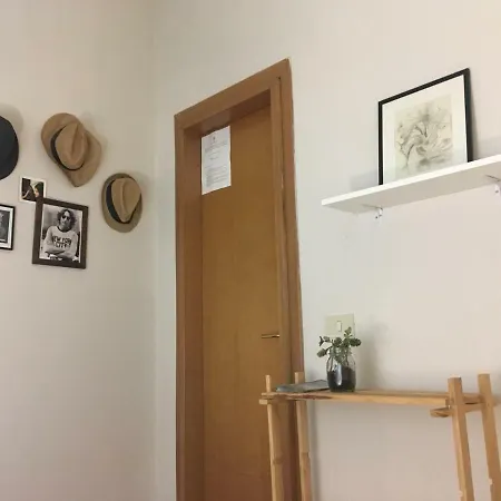 Homestay Camera-attico Luminoso Con Terrazza Palermo