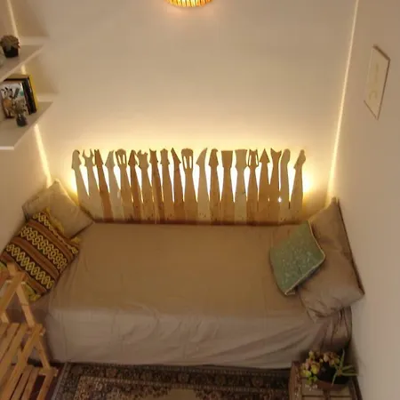 Camera-attico Luminoso Con Terrazza Homestay Palermo
